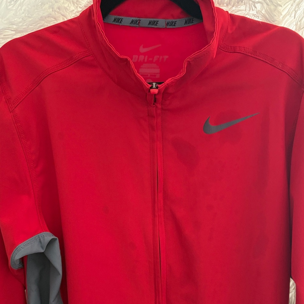 Nike Men's crimson Performance Jacket